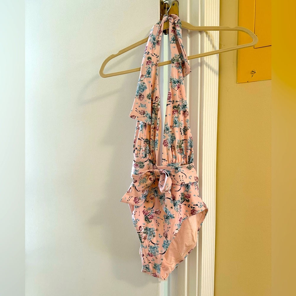 NWT WeWoreWhat Brooklyn One Piece, Pink Floral